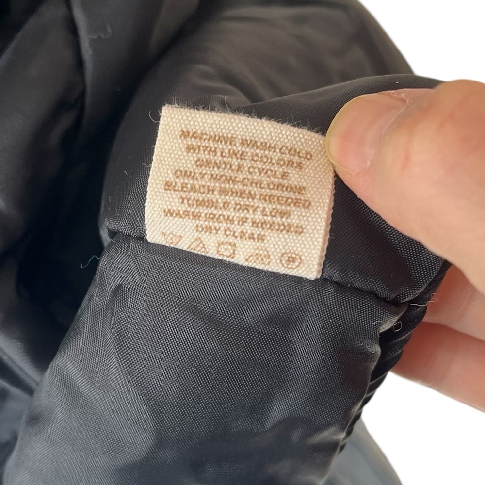 Free People shirred full zip insulated nylon vest black S - Picture 13 of 13